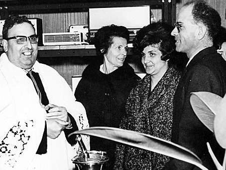 La inauguració de la botiga