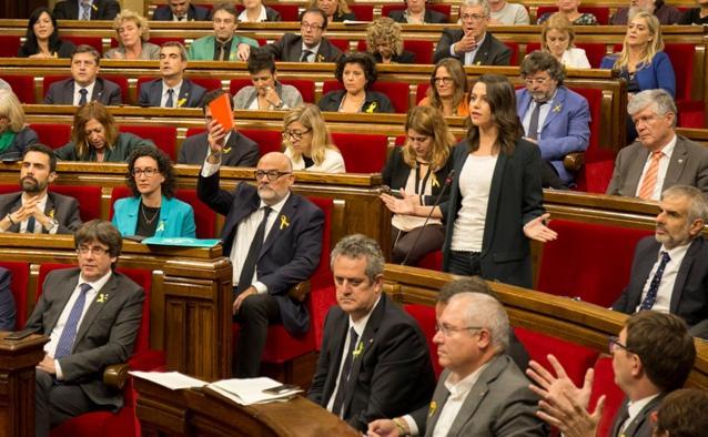 Debat al Parlament de Catalunya abans de la votació sobre la independència