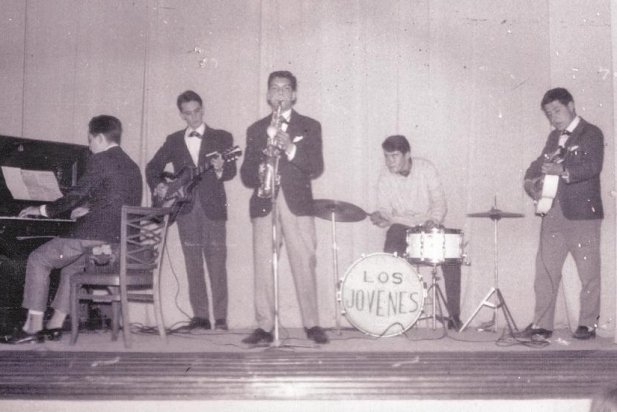 Los Jóvenes a la sala-teatre de l'Ateneu, vers 1961-62_617x412