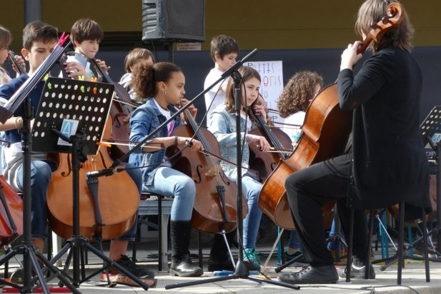 Grup de violoncels als 'Petits concerts de Sant Josep'._617x412