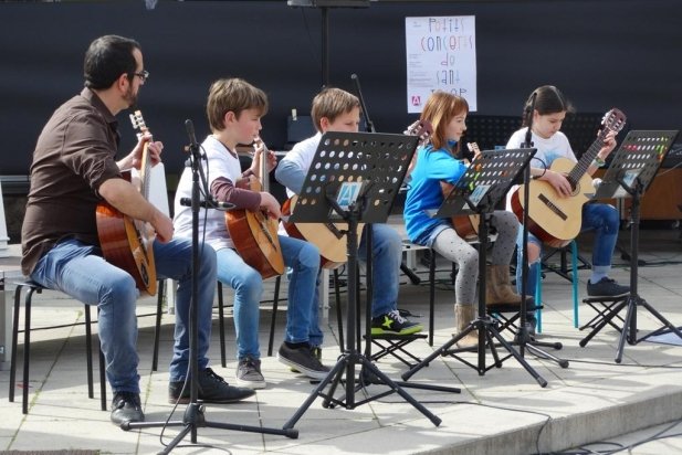 Grup de guitarres als 'Petits concerts de Sant Josep'_617x412