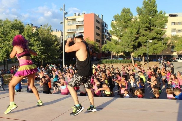 Classe magistral de Zumba per Festa Major amb les Zumberes de Castellar_617x412