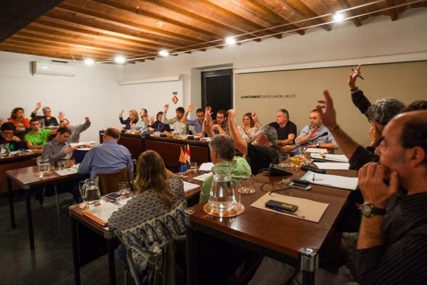 Votació unàmine d'un punt del ple d'octubre_617x412