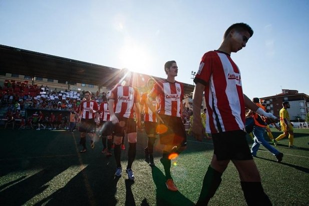 La UE Castellar afronta una temporada difícil on haurà de lluitar de valent per aconseguir adaptar-se a la categoria. _617x412