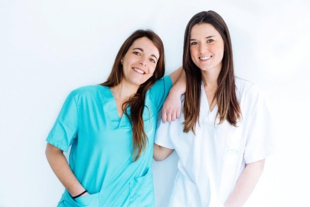 Georgina Santiveri i Cristina Woodward, cofundadores d'Osteopatia Castellar_617x412