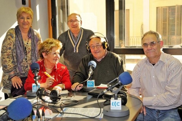 Joan Pujals, a la dreta, a l'estudi 1 de Ràdio Castellar_617x412