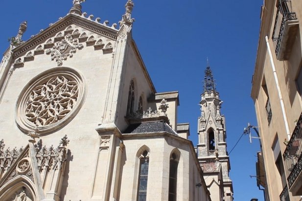 Vista del campanar de l'església de Sant Esteve_617x412