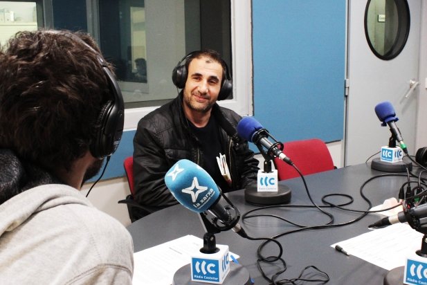 Conrad Llauradó, un dels quatre bombers que va rebre la felicitació_617x412
