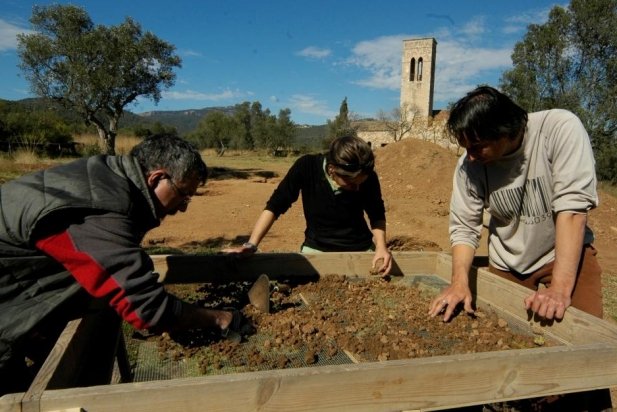 Imatge de les darreres excavacions que es van fer a Castellar Vell, al 2007_617x412