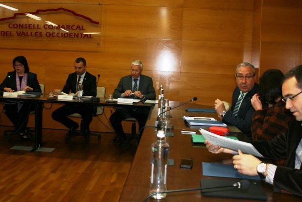 L'alcalde, Ignasi Giménez, durant el Consell d'Alcaldes i Alcaldesses_617x412