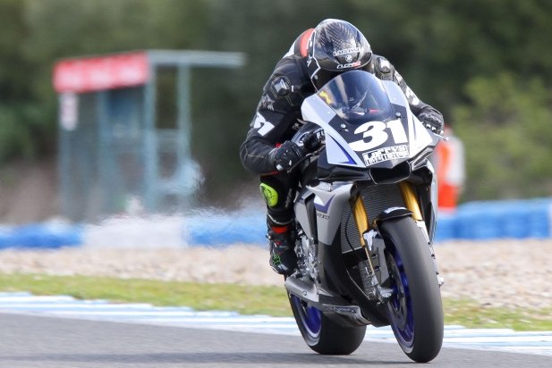 'Carmelito' amb la nova Yamaha R1M a Jerez_617x412