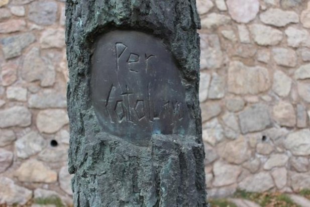  Detall de l'Homenatge a Lluís Companys._617x412