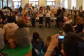 Commemoració del dia de la literatura infantil a la Biblioteca Antoni Tort, en una edició anterior.