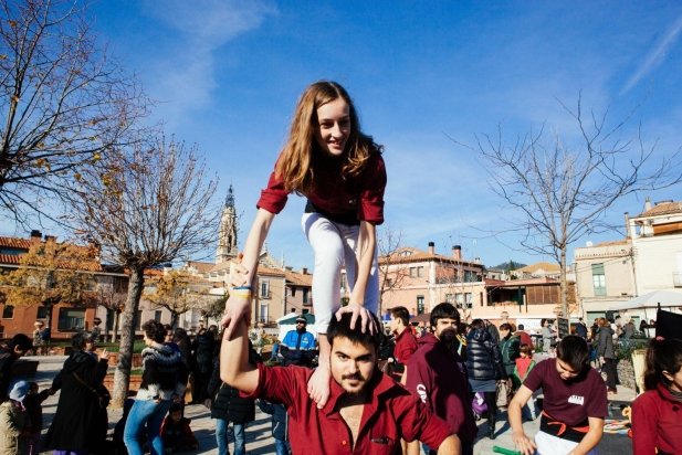 Els castellers van actuar en diversos punts de la plaça_617x412