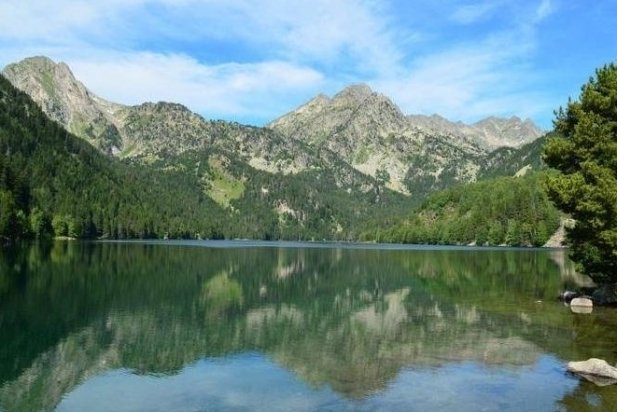Visitant l'Estany de Sant Maurici_617x412