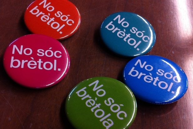 Xapes de las campanya "No siguis brètol"_617x412