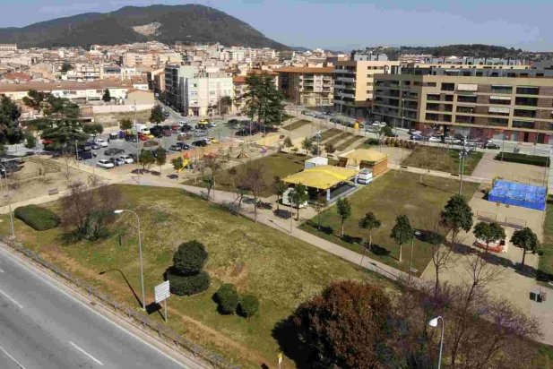 L'estudi preveu una estació al voltant de la plaça de la Fàbrica Nova_617x412