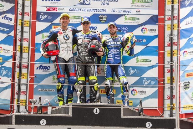Carmelo Morales al podi del Circuit de Barcelona-Catalunya. (A. San Andrés)