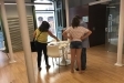 Alguns assistents a l'Arxiu Municipal en el Dia Internacional dels Arxius. || S. SÁIZ