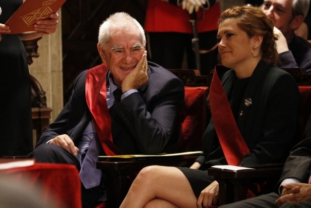 Ernest Maragall i Elisenda Alamany a la constitució del ple de Barcelona al Saló de Cent. Foto: Betevé