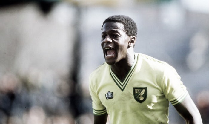 Justin Fashanu a principi dels 80 en la Premier League.