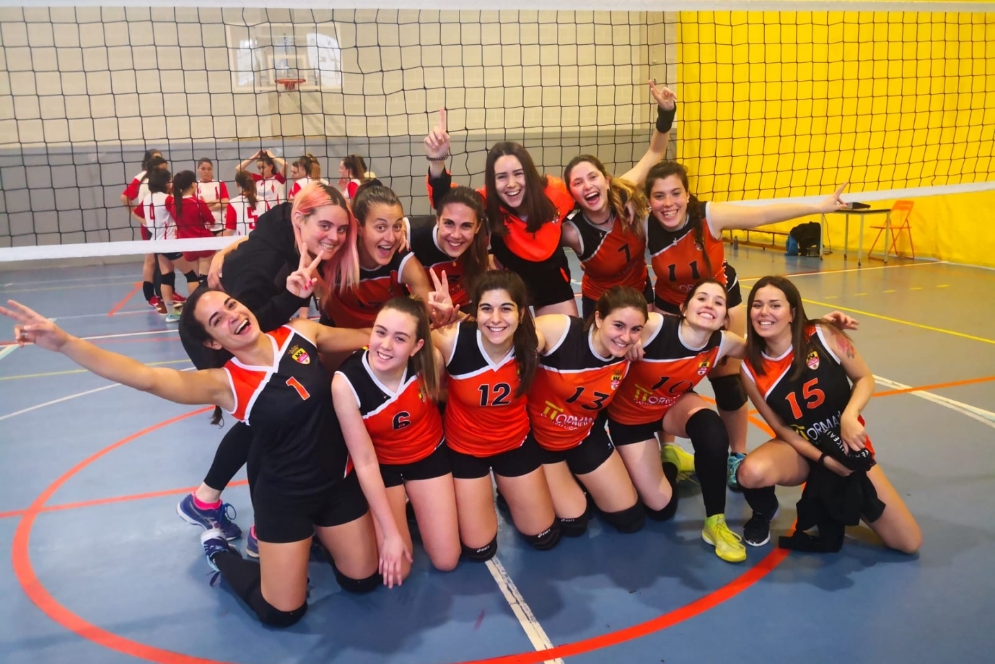 12   Volei01_1440x961