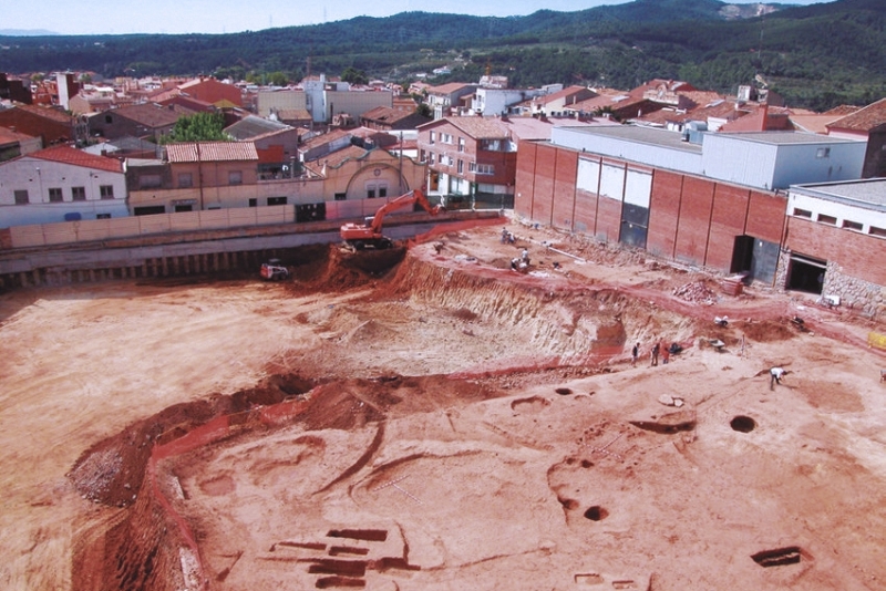 20  Excavacions plaça Major rgb ok_800x534