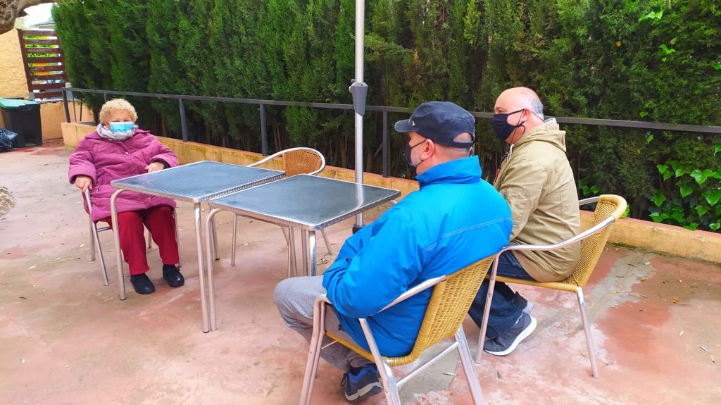 El Manel i el Florentino visiten la  mare, María Teresa Estévez, a Can Font / Cedida