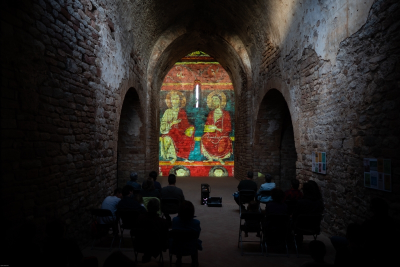 Unes 90 persones van gaudir del 'mapping' a l'interior de l'ermita - Q. Pascual