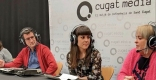 Els periodistes Pau Duran, de Ràdio Sabadell, i Rocío Gómez, de Ràdio Castellar, durant l'entrevista a Mariola Dinarès - CUGAT MÈDIA