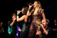 Els quatre solistes d'ABBA the new experience interpretant un dels temes d'homenatge al grup suec