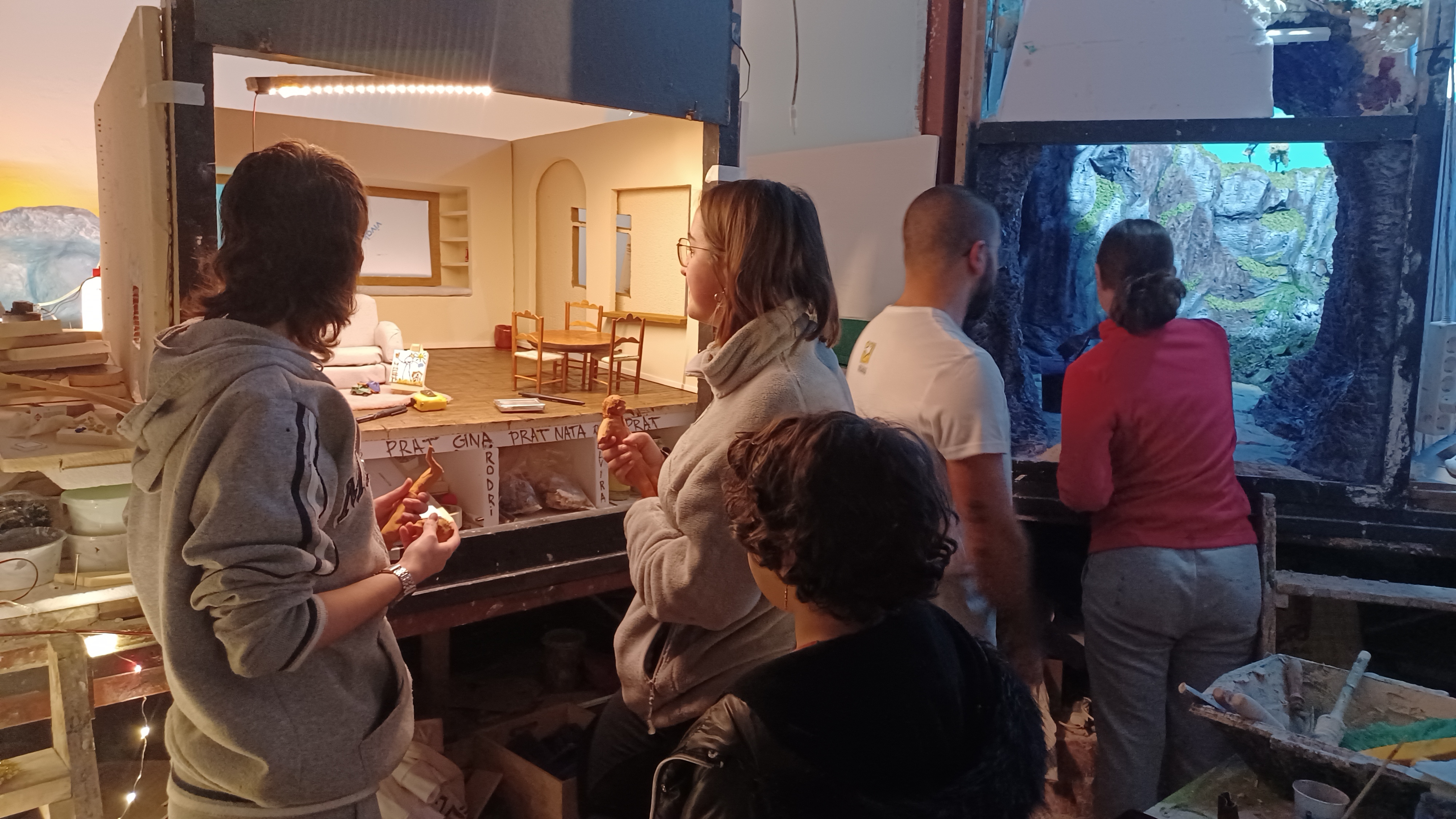 El grup jove del Grup Pessebrista de Castellar també té un pes important a l'exposició d'enguany. || M. A.