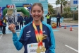 Gina Torres amb les dues medalles de campiona d'Espanya penjades al coll
