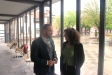 Juli Fernàndez i Dolors Ruiz reunits al Casal de la plaça Major. || J. Clapés