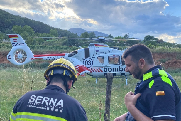 Cossos d'emergència desplaçats a la zona del pont del Turell per rescatar el menor que va caure