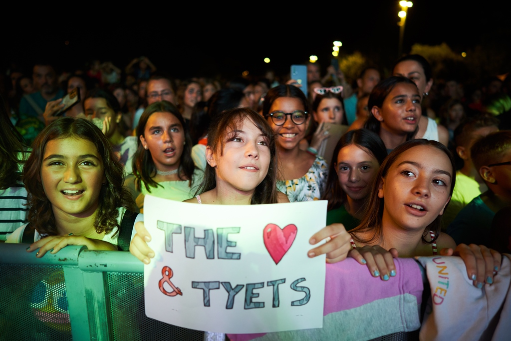 Fans del grup The Tyets, al concert de dissabte. || Q. P.
