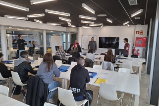 Benvinguda als alumnes de fabricació digital i disseny 3D al LAB Castellar