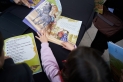 El llibre 'Emília Carles Tolrà' que es va presentar aquest dimarts 22. || Q. P.