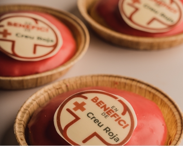 Els pastissets solidaris que es poden comprar al forn de pa Valero