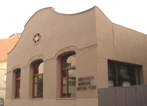 Biblioteca Antoni Tort