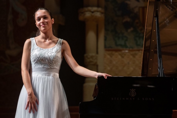 La pianista Emma Stratton actuarà a l’Auditori el dia 19 de maig. || CEDIDA