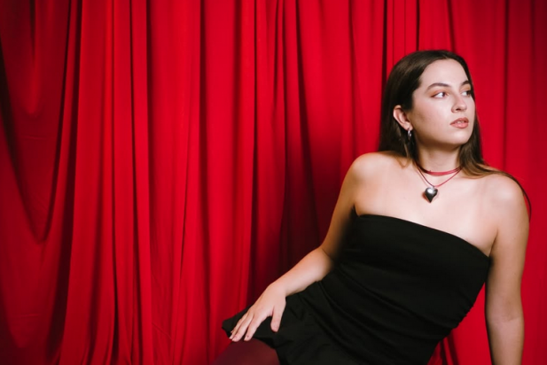 Dissabte, 5 de juliol (21 h), la castellarenca Mar Plaza presentarà a l’escenari del FemFestival el seu primer EP. || CEDIDA