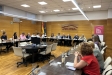El Secretari de la Formació Professional del departament d'Educació, Francesc Roca, amb alcaldes i alcaldesses de la comarca