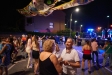 Els veïns de Can Carner gaudint de la Festa Major | Quim Pascual