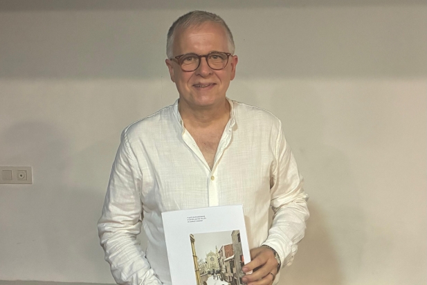 Enric Benavent, autor del llibre, després de la presentació | O.Ferran