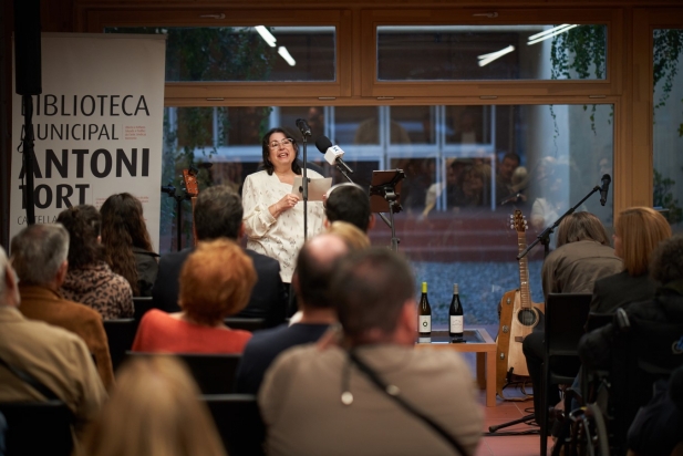 Carme Muñoz donant la benvinguda a l'acte | Q.Pascual
