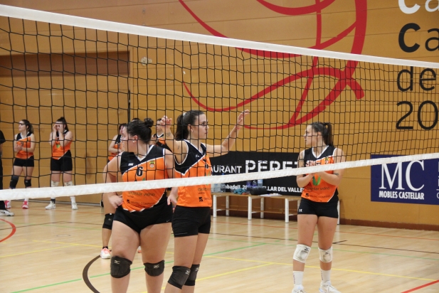 Les taronges ja tenen 3 punts a la classificació |O.Ferran Les taronges ja tenen 3 punts a la classificació |O.Ferran