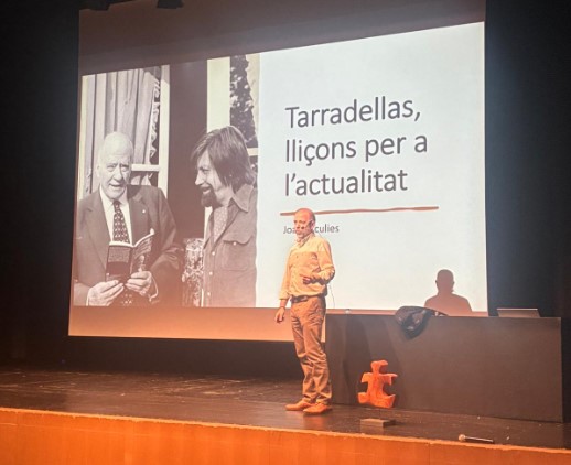 Joan Esculies durant la xerrada | O.Ferran