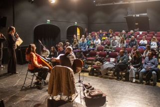 L'acte a l'Ateneu ha reivindicat el Dia Internacional de les Persones amb diversitat funcional.