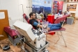 Un dels donants de sang durant l’extracció al local del Centre Excursionista.